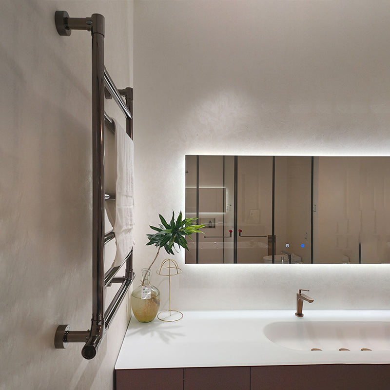 P&Bhusri designer radiators Royal- G10